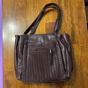 Women's Quilted Tote Bag in Deep Burgundy - Unbranded